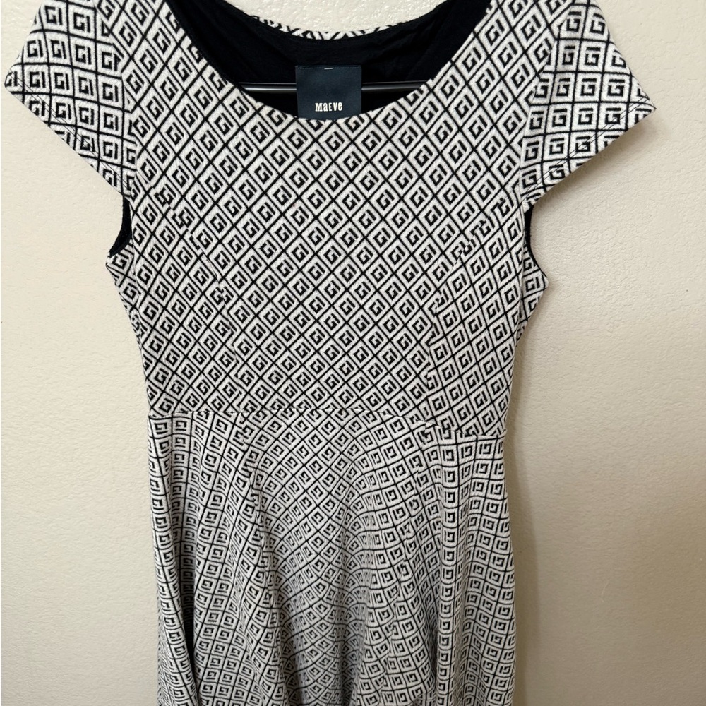 Maeve Black and White geometric Patterned lined knit Dress anthropology brand